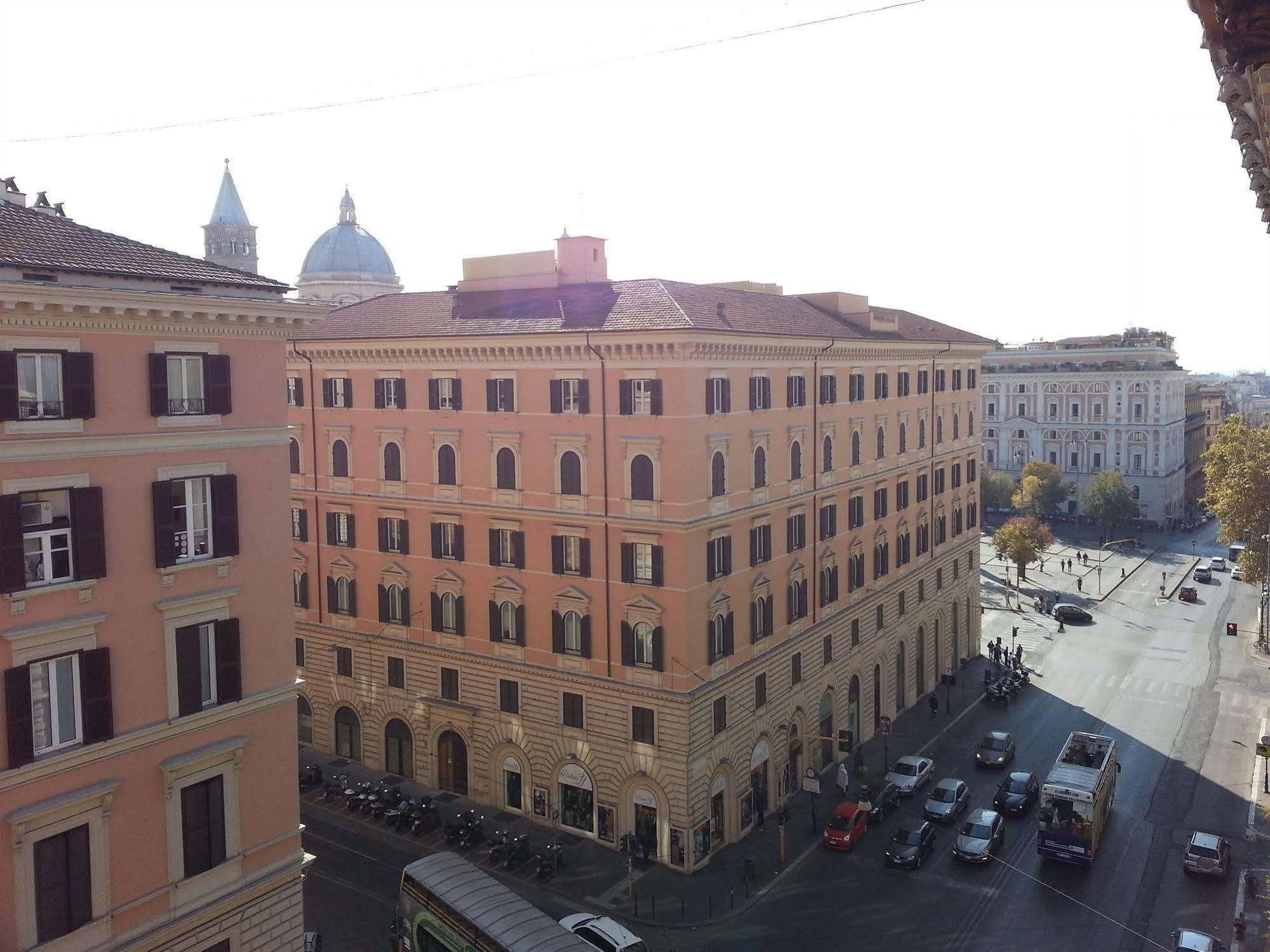Hotel Marcantonio Rome Bagian luar foto